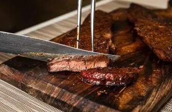 How to Safely Cut Meat on the Grill